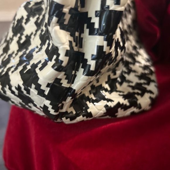 Black and White Houndstooth  Bag - Picture 4 of 5